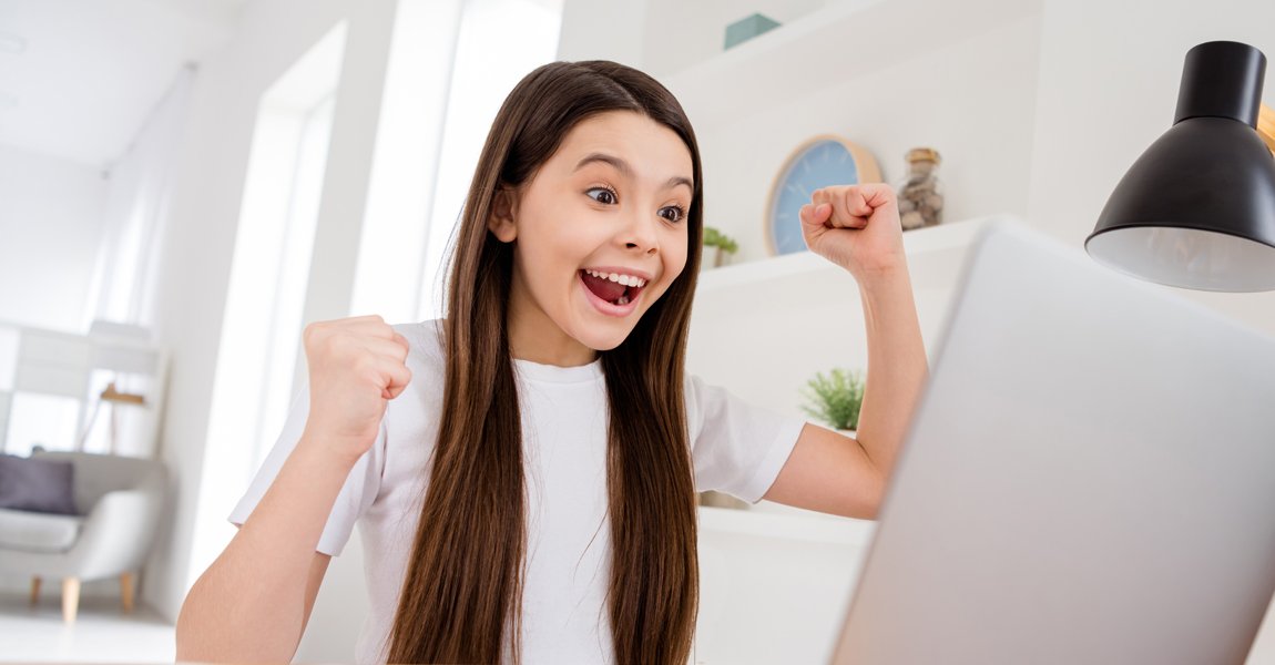 Harmonising Learning Horizons: Unveiling the Pinnacle of Education through Hybrid Schooling